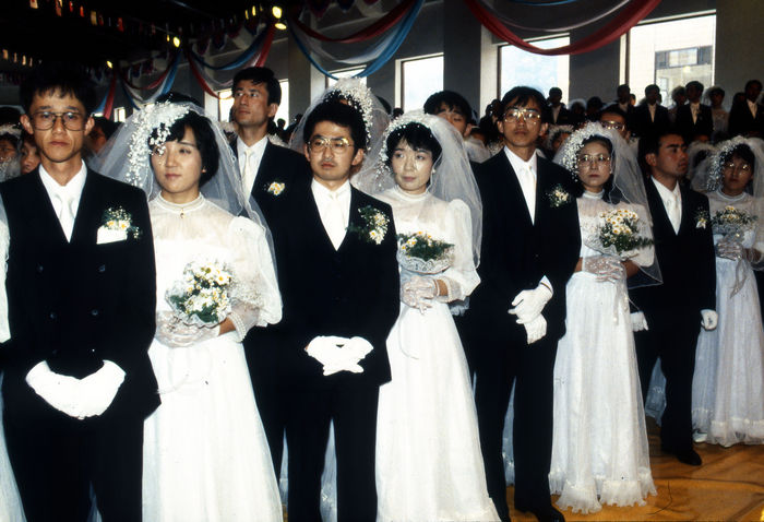 Unification Church Joint Wedding Ceremony  October 30, 1988   Korea: October 30, 1988 Yongin, Korea   Unification Church  39 s mass weddings in Yongin.  Photo by Fujifotos AFLO   3618 