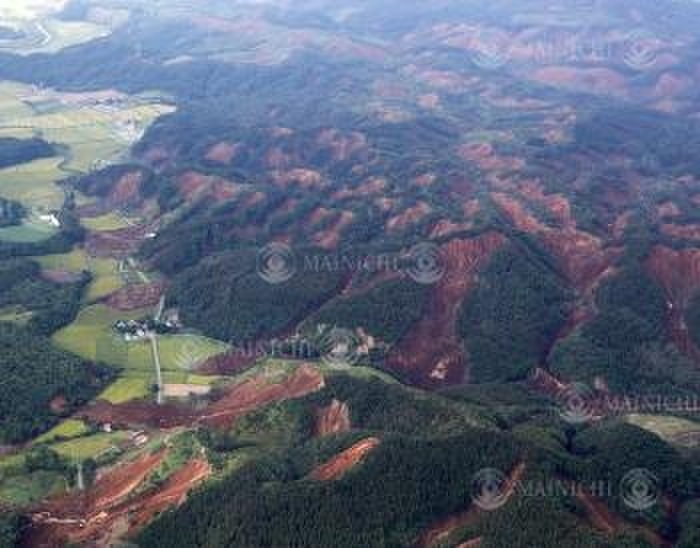 Magnitude 7 earthquake in Hokkaido The site of a massive landslide caused by the earthquake in Atsuma, Hokkaido, Japan, photographed by Junichi Sasaki from the headquarters aircraft  Hope  at 8:27 a.m. on September 6, 2018.