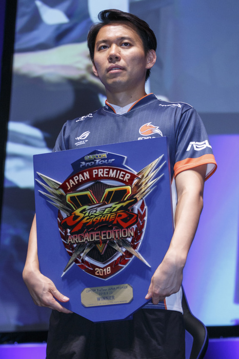 Tokyo Game Show 2018 E Sports athlete Tokido wins the CAPCOM Pro Tour Japan Premiere at the Tokyo Game Show  TGS  2018 on September 23, 2018, Chiba, Japan. The event introduces new video games in the venue divided into different areas such as Smartphone Game Area, E Sport Area, VR AR Area and Indie Game Area. The show expects to attract 250,000 visitors and will run until September 23 at the International Convention Complex Makuhari Messe in Chiba.  Photo by Rodrigo Reyes Marin AFLO 