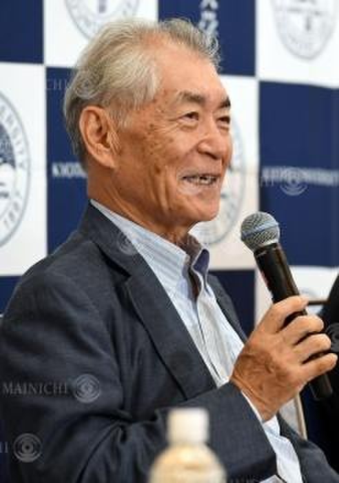 2018 Nobel Prize in Physiology or Medicine awarded to Tasuku Honjo and others Honjo press conference Tasuku Honjo, Distinguished Professor at Kyoto University s Institute for Advanced Study, holds a press conference with a smile after winning the Nobel Prize in Physiology or Medicine at Kyoto University in Sakyo ku, Kyoto, Japan, Oct. 1, 2018, 8:11 p.m. Photo by Yusuke Komatsu