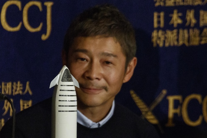 Japanese billionaire plans to visit the moon in 2023 Yusaku Maezawa, founder and CEO of Japanese online fashion retailer Zozotown, attends a news conference at the Foreign Correspondents  Club of Japan on October 9, 2018, Tokyo, Japan. Maezawa spoke about his plan to become the first private customer for Elon Musk s SpaceX project to travel around the moon with a group of artists whose names are not yet confirmed.  Photo by Rodrigo Reyes Marin AFLO 