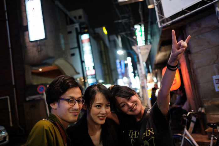 Tokyo, Taiwan heavy metal band Chthonic meet on greet event Doris Yeh bassist of Taiwanese Heavy Metal band called Chthonic poses for a picture with fans during an event in a bar in Tokyo on October 13, 2018. Taiwanese band organize a meet and greet event for the release of a new album. October 13, 2018  Photo by Nicolas Datiche AFLO   JAPAN  JAPAN ONLY