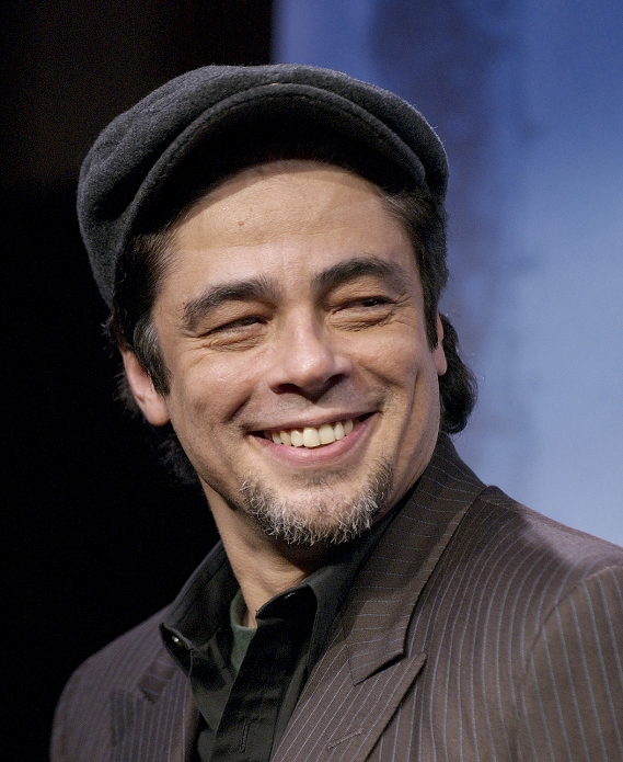 Benicio Del Toro, Mar 03, 2010  : Actor Benicio Del Toro attends a press conference for the film 