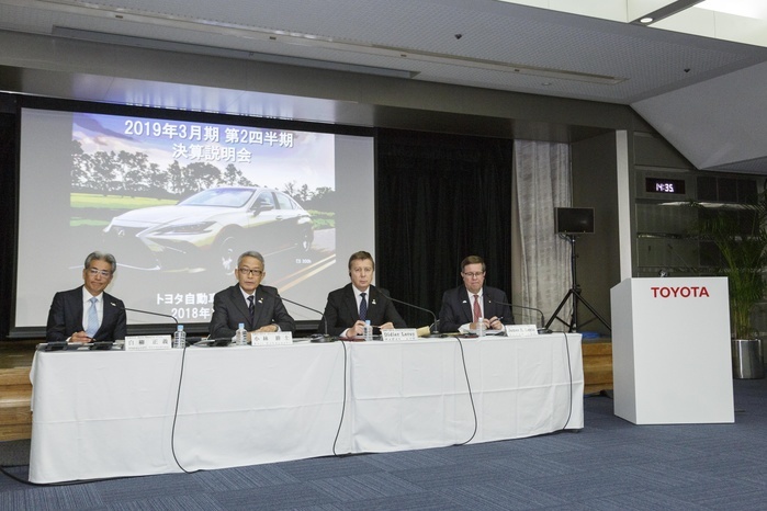 Toyota announces rise in profits for 2Q  L to R  Toyota Motor Corp s Senior Managing Officer Masayoshi Shirayanagi, Executive Vice President Koji Kobayashi, Executive Vice President Didier Leroy and Senior Managing Officer James E. Lentz, speak during a news conference to announce the company s second quarter financial results on November 6, 2018, in Tokyo, Japan. Toyota Motor Corp. reported 585.1 billion Yen in July September profits compared with 458.3 billion Yen in the same period of the previous year. The carmaker sold 2,183,000 vehicles compared with 2,175,000 vehicles in the same period last year.