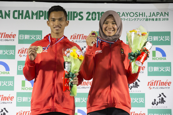 IFSC ACC Asian Championships 2018 Winners  L R  Alfian Muhammad  INA , Sari Agustina  INA  during the IFSC ACC Asian Championships 2018 Speed Award Ceremony at Kurayoshi Sport Climbing Center in Tottori, Japan, November 10, 2018.  Photo by JMSCA AFLO 