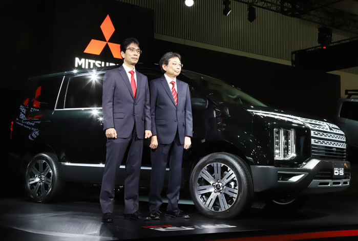 Tokyo Auto Salon 2019: A Festival of Custom Cars January 11, 2019, Chiba, Japan   Japanese automaker Mitsubishi Motoror displays  Delica D:5  4x4 minivan with 2.2 litter diesel engine at the Tokyo Auto Salon 2019 in Chiba, suburban Tokyo on Friday, January 11, 2018. More than 400 automakers and auto parts makers exhibit their latest products at a three day custom cars and racing cars exhibition.    Photo by Yoshio Tsunoda AFLO  LWX  ytd 