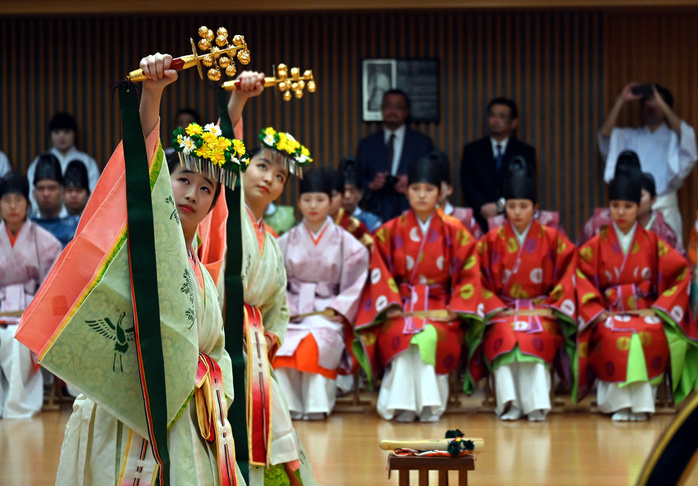 Nara Heian Period Coming of Age Ceremony Reenacted at Kokugakuin University January 12, 2019, Tokyo, Japan   College students, who have reached the legal age of 20 last year, attend a ceremony re enacting the ritual celebrated in Japan s Heian era  794 1192  at Tokyo s Kokugakuin University on Saturday, January 12, 2019. The number of Japanese aged 20 The number of Japanese aged 20 is 1.25 million, up 20,000 from a year earlier, according to a government estimate. Photo by Natsuki Sakai AFLO  AYF  mis 