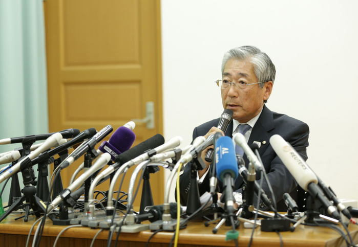 JOC President Takeda holds press conference regarding allegations of bribery in the bid for the Olympics. Chairman Tsunekazu Takeda holds a press conference in response to allegations of bribery in connection with the bid to host the Olympics.