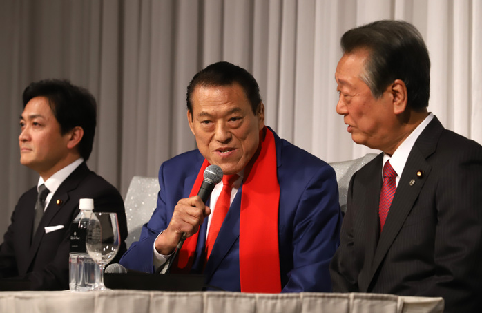 Antonio Inoki joins the National Democratic Party of Japan February 21, 2019, Tokyo, Japan   Former professional wrestler and Japanese member of the House of Councillors Antonio Inoki  C  announces he will join the parliamentary group of Yuichiro Tamaki s  L  Democratic Party for the People and Ichiro Ozawa s  R  Liberal Party at a press conference in Tokyo on Thursday, February 21, 2019.    Photo by Yoshio Tsunoda AFLO 