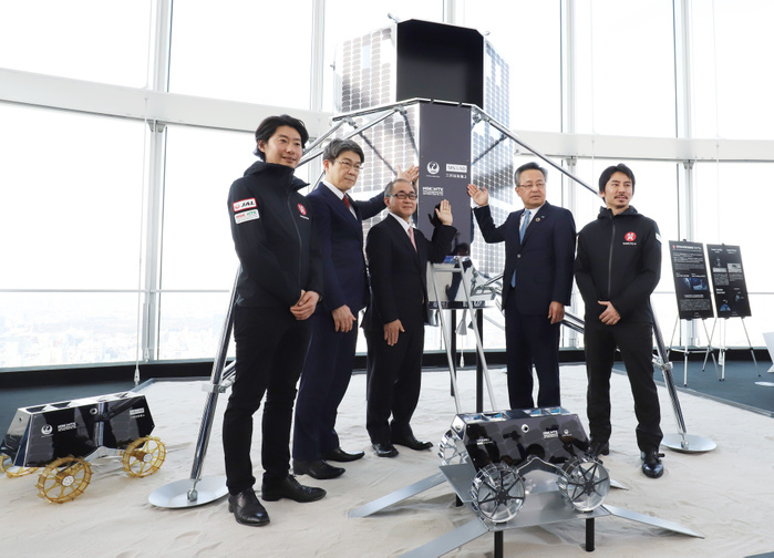Announced HAKUTO R partner company for private sector lunar exploration February 22, 2019, Tokyo, Japan    L R  Japanese space venture  ispace  CEO Takeshi Hakamada, Japan Airlines executive Takahiro Shimojo, NGK Spark Plug executive Takio Kojima, Mitsui Sumitomo Insurance executive Isao Nojo and ispace COO Takahiro Nakamura display a lunar landing vehicle and rovers as they announced to make their corporate partnerships to support  Hakuto R  lunar exploration mission in Tokyo on Friday, February 22, 2019.  ispace  is expecting to send a rover to the moon in 2021 and conduct the world s fisrt test of NGK s solid state battery on the moon.   Photo by Yoshio Tsunoda AFLO 